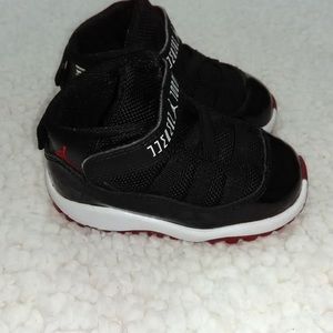 Toddler Retro Jordan Bred 11 Black/Red